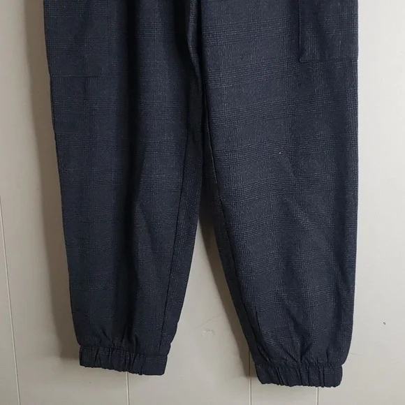 Women's High Rise Jogger Pants - A New Day Gray Plaid 2 - Picture 4 of 10